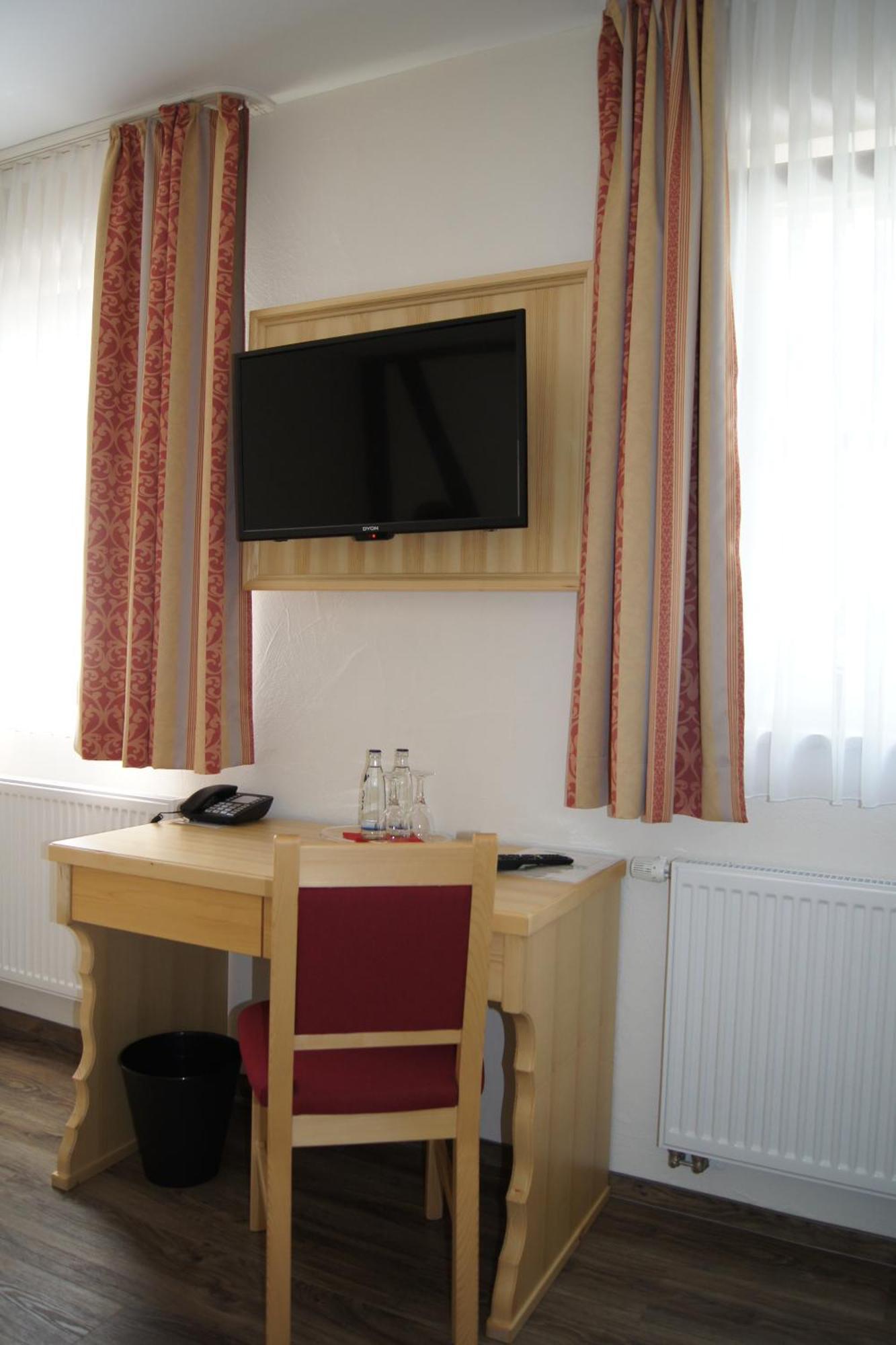 Gasthof Schoenau Heilsbronn Quarto foto