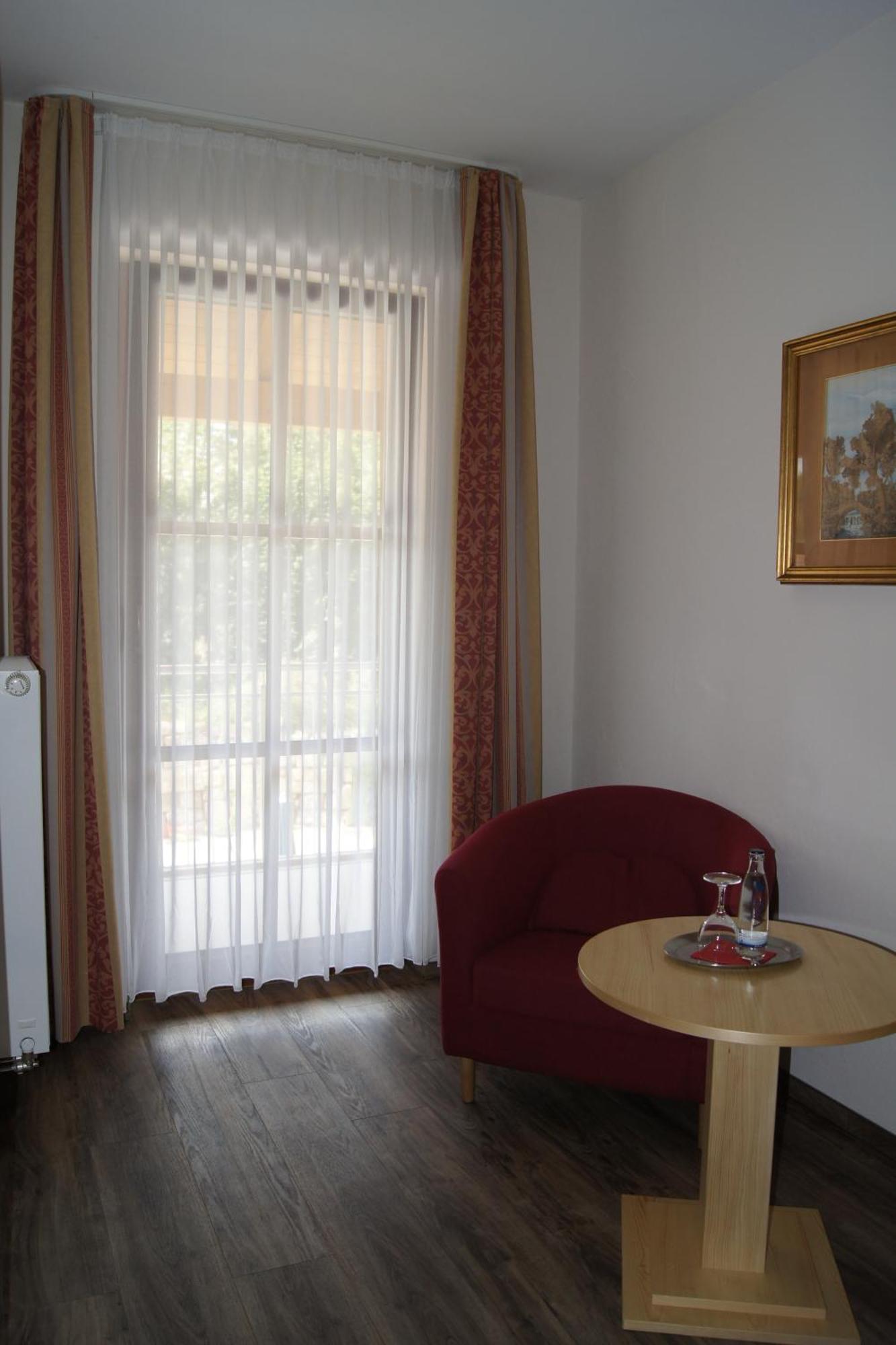 Gasthof Schoenau Heilsbronn Quarto foto